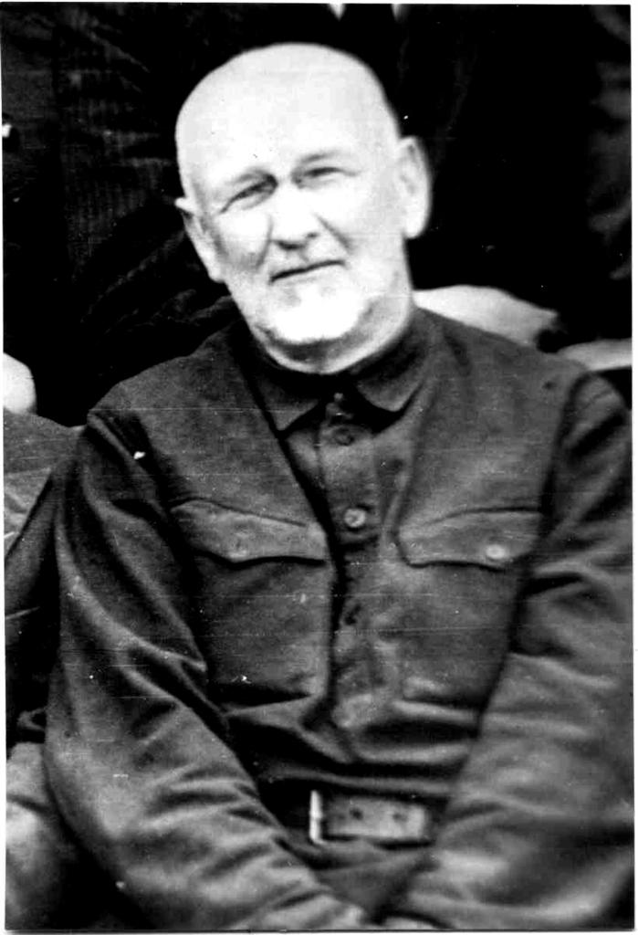 Профессор Бартенев Александр Николаевич 1934-1936, 