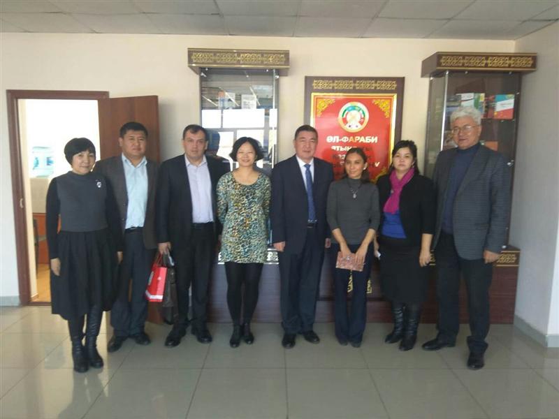 Встреча с делегацией Издательства Синьцзяньского университета