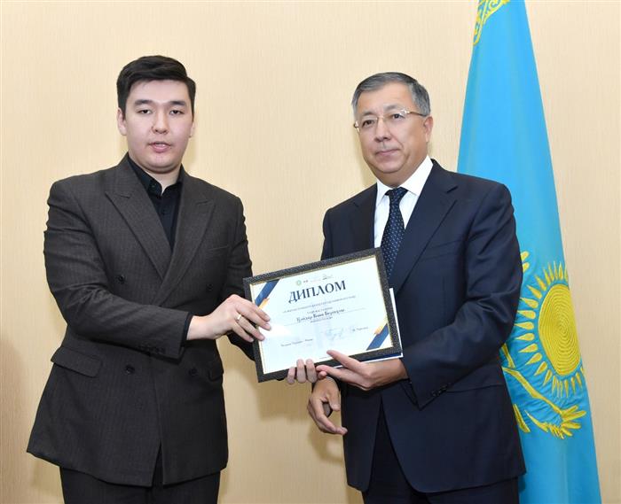 Национальная академия казахстана